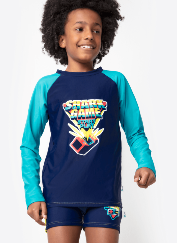 Camiseta Menino Tubarão Games